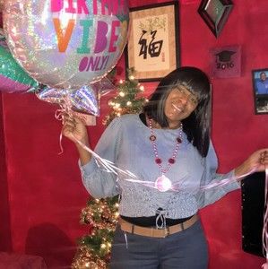 Meet your Posher, Anita